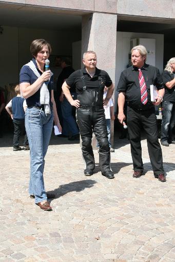 Rollin' Toys-Biker helfen Kindern-Tour 2011